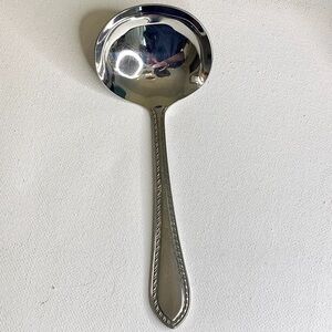 Reed & Barton TRADITION TANGLEWOOD Stainless 18/10 Gravy Ladle Glossy 6.75"